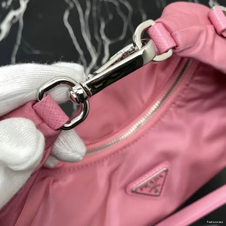 Fashionrepsfam ru 206B570027 Prada Bags 0706